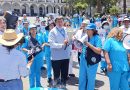 Protesta de trabajadores de EsSalud contra el Gobierno