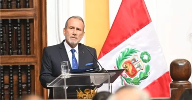 CANCILLER AFIRMA QUE MINEROS QUE BLOQUEARON CARRETERAS LES PAGARON 120 SOLES EL DÍA: