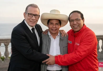 RICARDO BELMONT CUESTIONA A LA IZQUIERDA DE ROBERTO SÁNCHEZ: