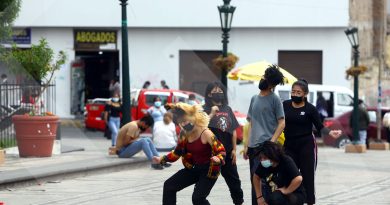 MUNICIPALIDAD PROVINCIAL DE AREQUIPA, PONE VALLAS EVITANDO QUE DANZARINES PRACTIQUEN: