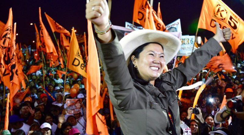 KEIKO FUJIMORI LLEGA A AREQUIPA Y PROMETE PROYECTOS: