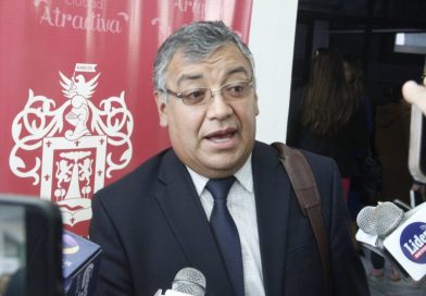 REGIDOR JOSÉ SUAREZ DEFIENDE A EXALCALDE VÍCTOR RIVERA: