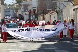 IPD Arequipa celebra 45 años con caminata motivacional